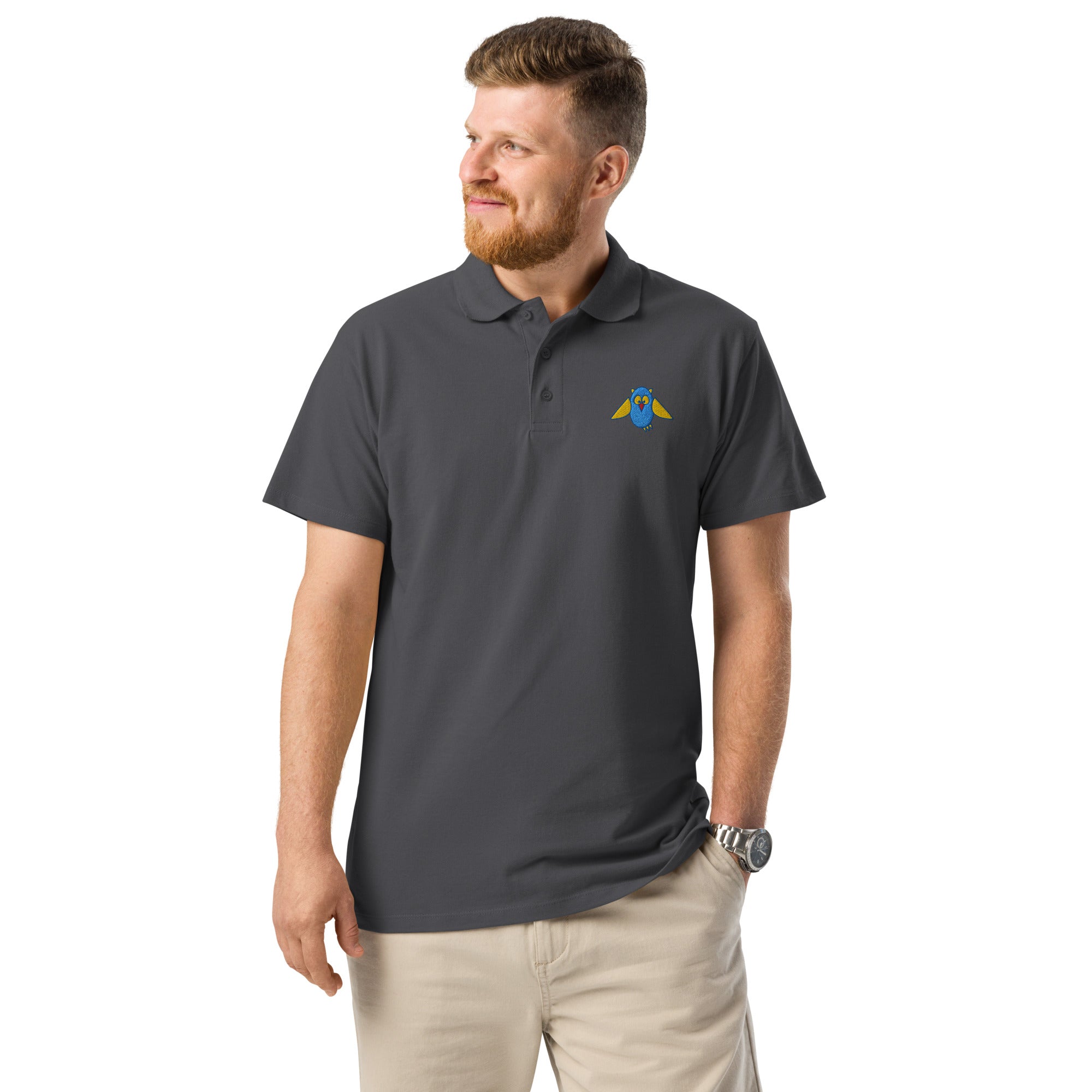 Schwarzwald Premium Polo mit gestickter Eule, Herrenmodell, Grau, frontal stehend